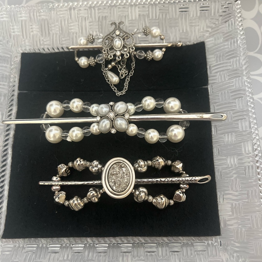 Vintage hair pins /slides